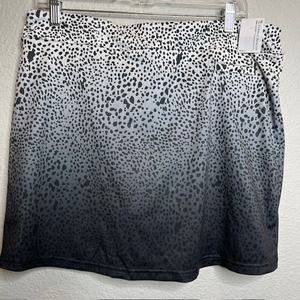 Pebble Beach NEW Dry-Luxe Performance Leopard Ombre Golf Skort Size Large
